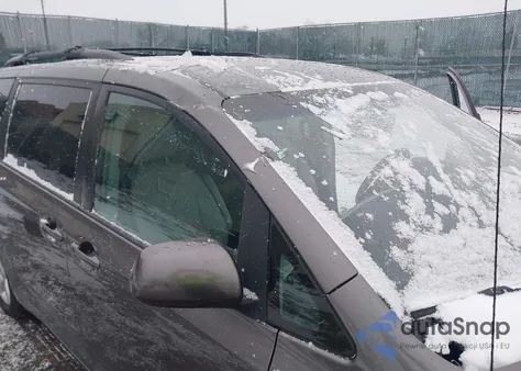 2013 Toyota Sienna Le V6 8 Passenger from USA, damaged, VIN 5TDKK3DC7DS319455